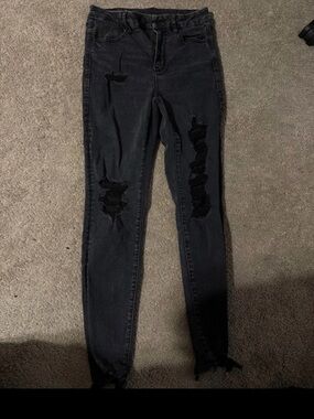 American Eagle Outfitters Black Distressed Skinny Jeans